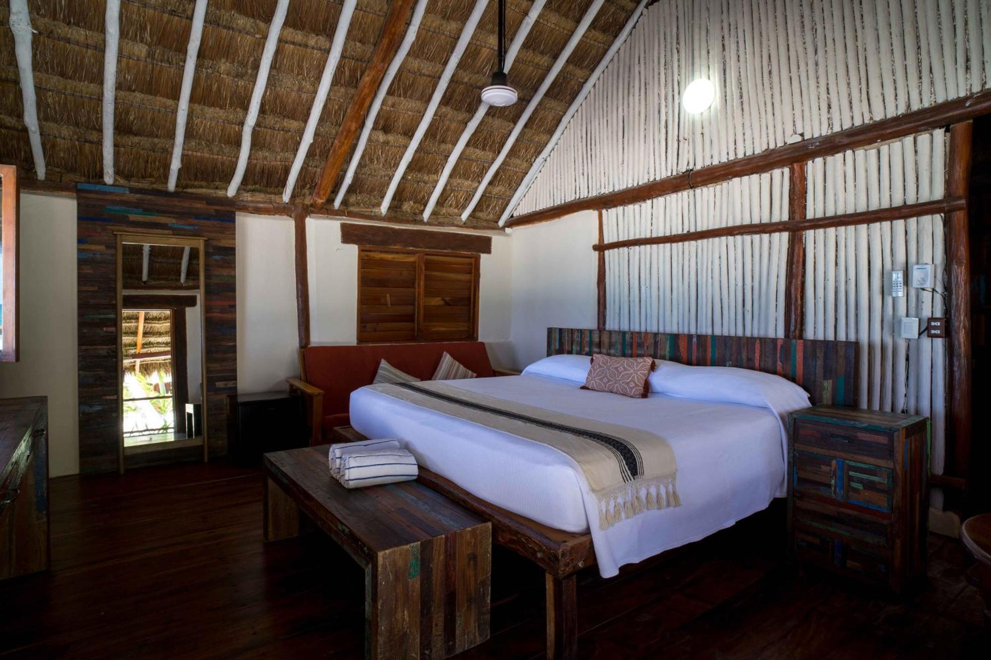 Hotel Bt Live Tulum Located At The Party Zone Zewnętrze zdjęcie