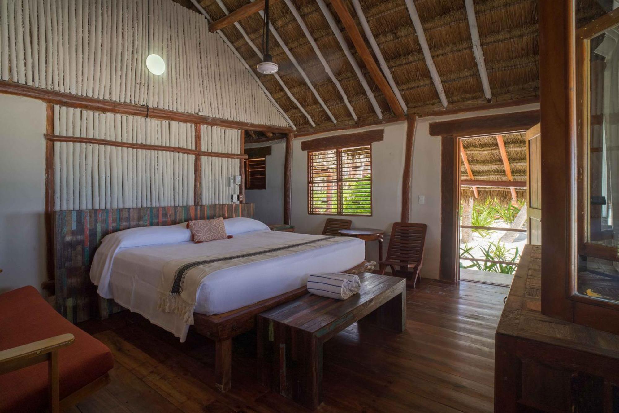 Hotel Bt Live Tulum Located At The Party Zone Zewnętrze zdjęcie