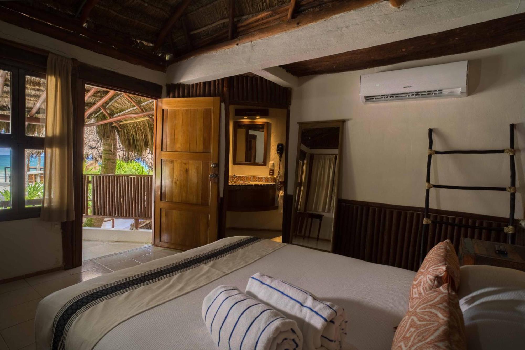 Hotel Bt Live Tulum Located At The Party Zone Zewnętrze zdjęcie